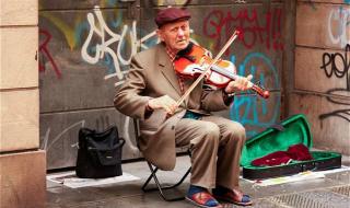 萨克斯大概多少钱